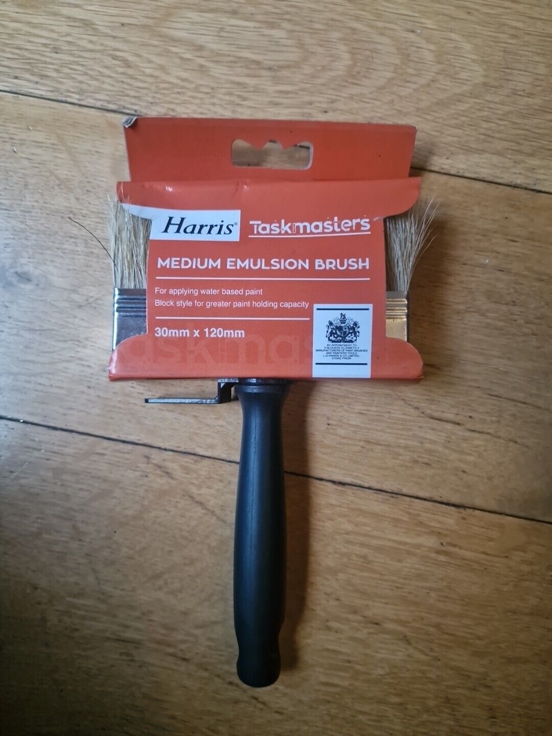 Harris Taskmaster Medium Emulsion Brush 30mm x 120mm for applying water-based paints