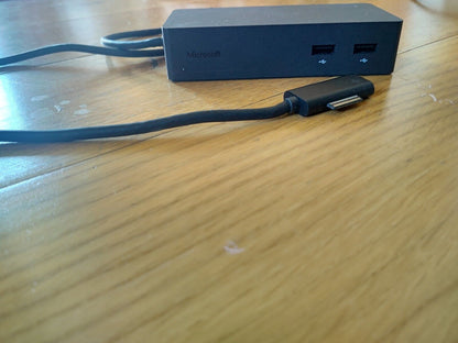 Microsoft Surface Dock (Model 1661)