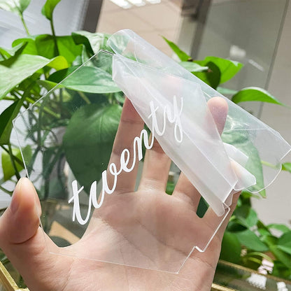11.7 * 10.2cm Clear Acrylic Place Cards with Printed Calligraphy Number for Wedding Tables (21)