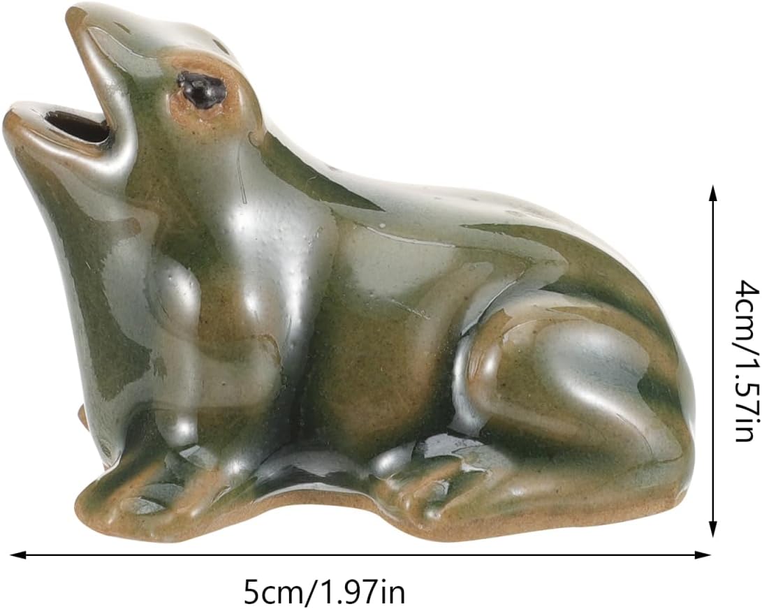 Yardwe frog water feature garden ornament in green ceramic with a glossy finish