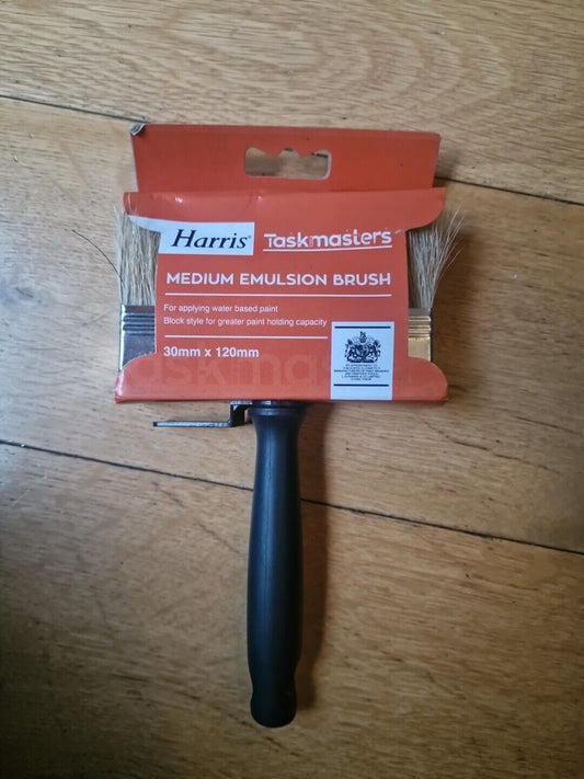 Harris Taskmaster Medium Emulsion Brush 30mm x 120mm for applying water-based paints